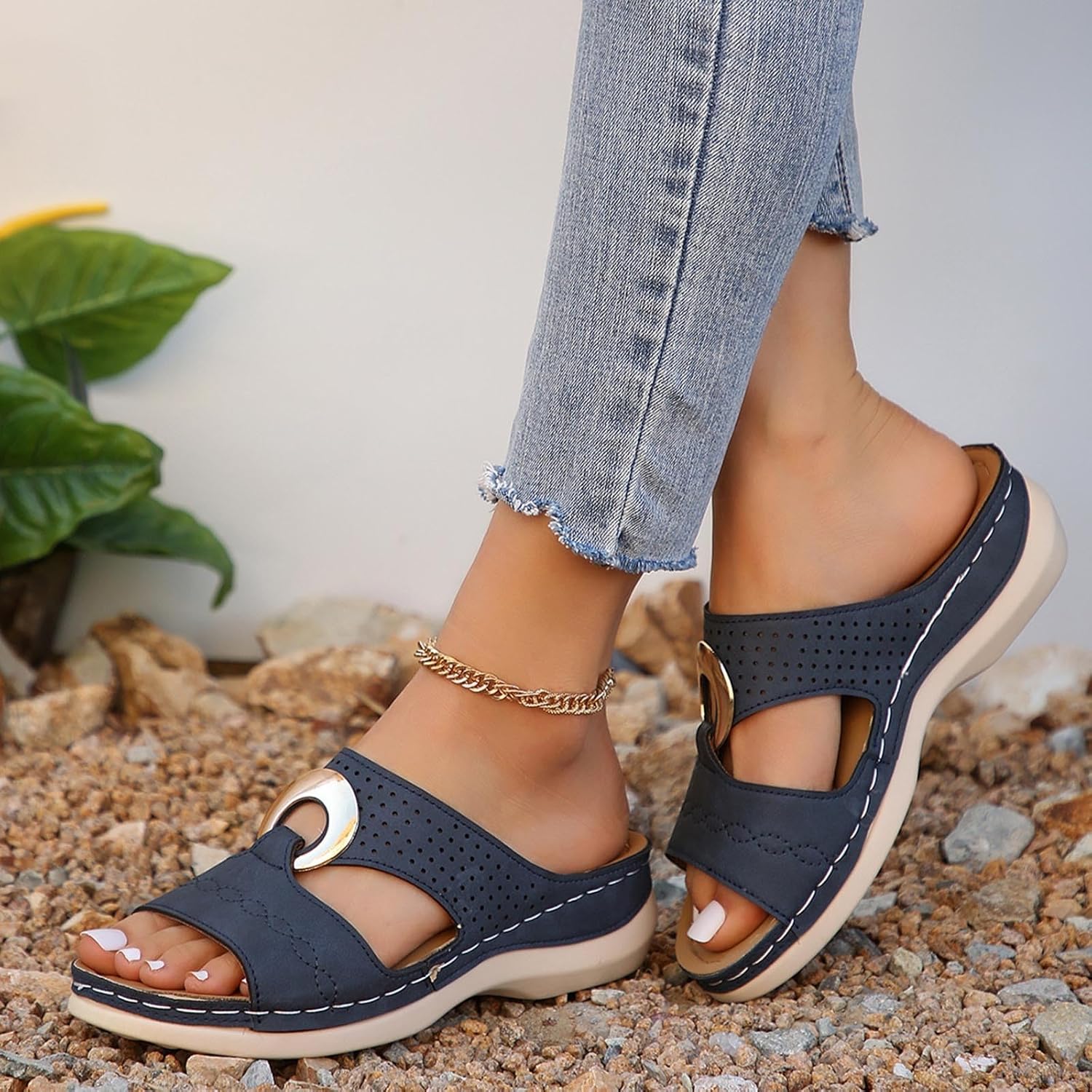 Ericka | Lightweight Support Sandals