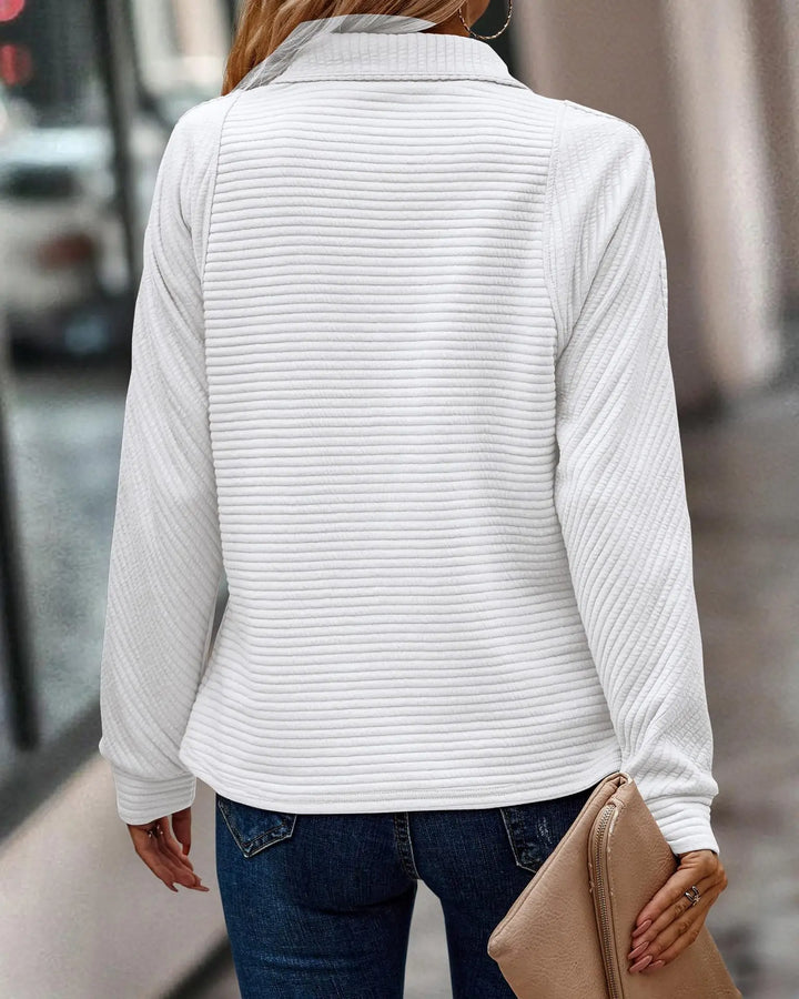 Viktoria | Elegant sweater with V-neck