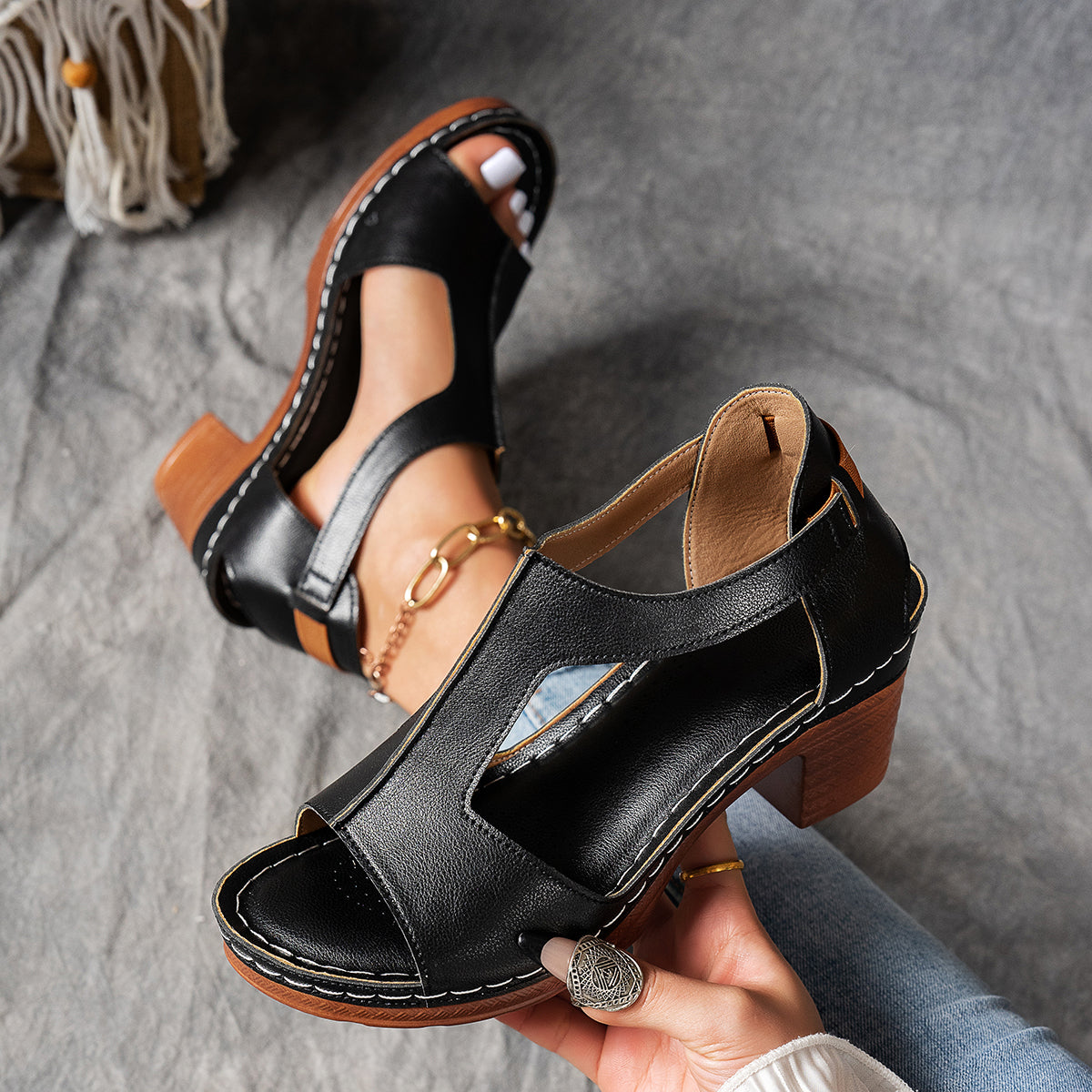 Anne | Supportive Heel Sandals