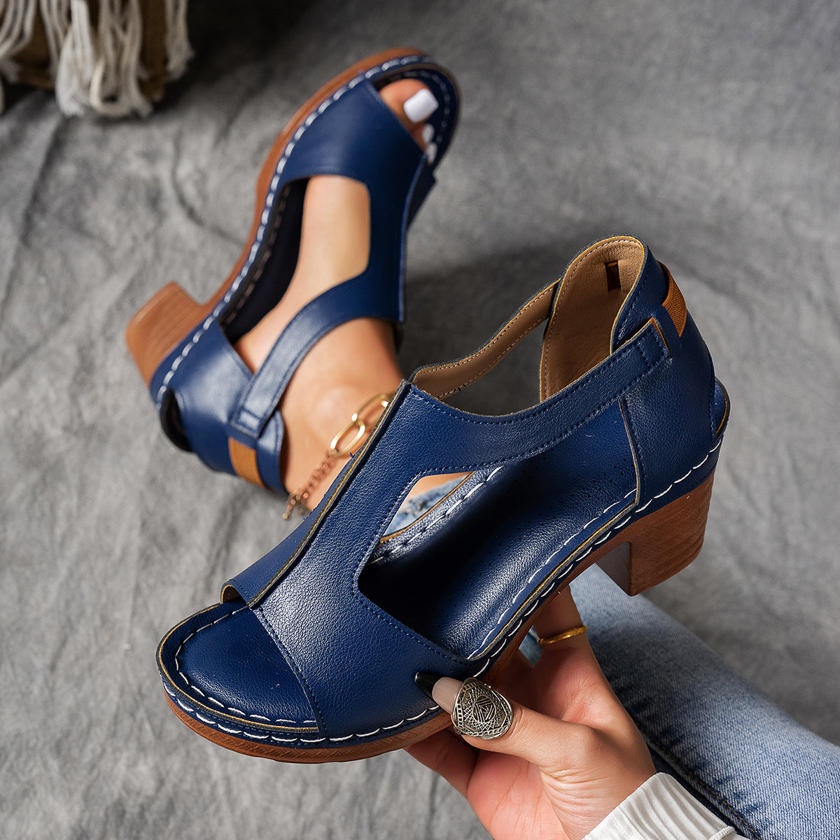 Anne | Supportive Heel Sandals