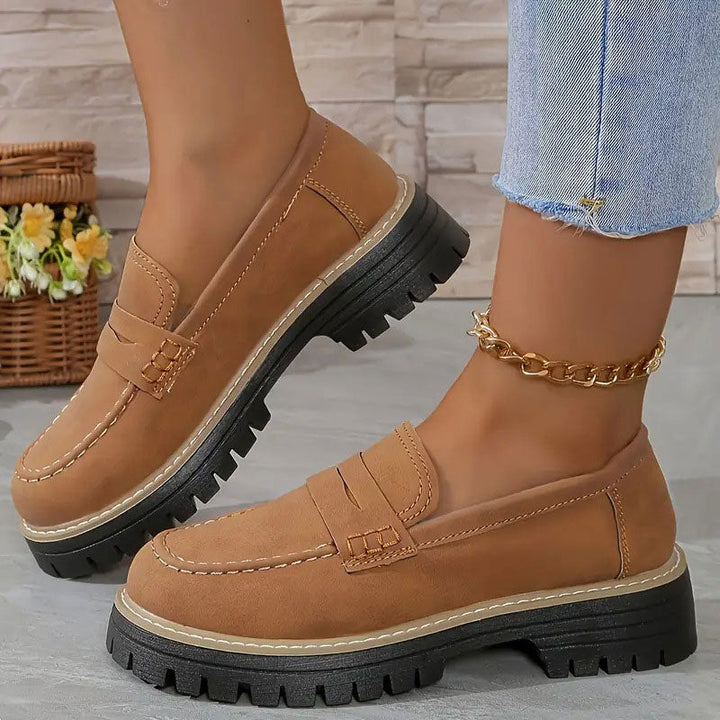Cornelia | Elegant and comfortable loafers